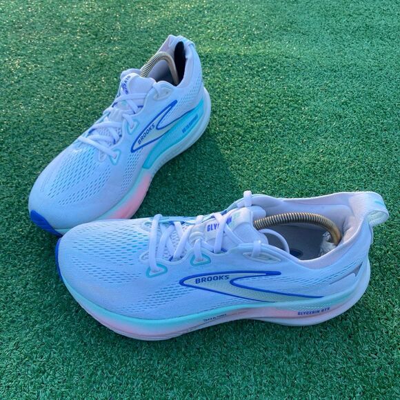 BROOKS GLYCERIN GTS 22 - Women’s Running Shoes - SIZE 9